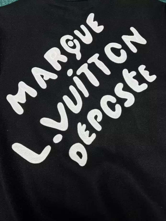 Fashionable 4527 Louis Vuitton Signature Varsity Blouson Black and White – LC004