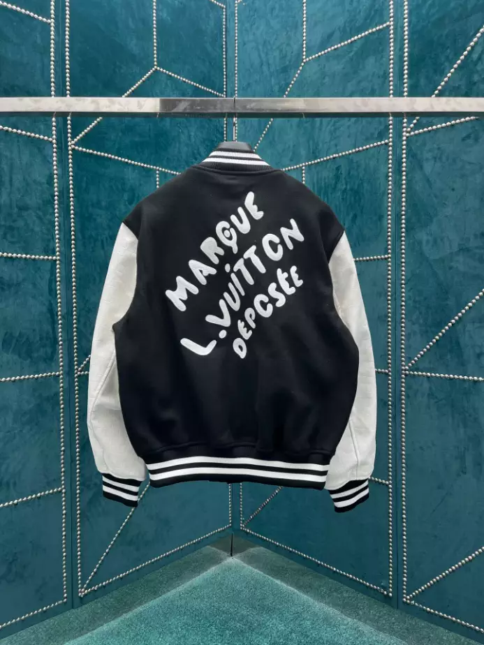 Fashionable 4527 Louis Vuitton Signature Varsity Blouson Black and White – LC004