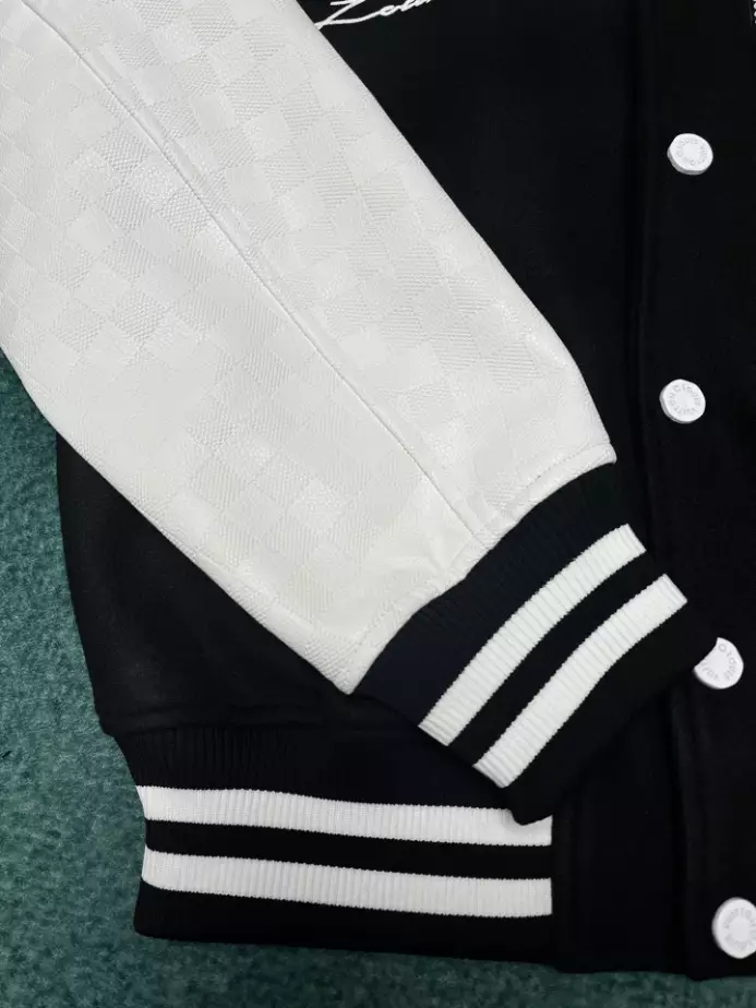 Fashionable 4527 Louis Vuitton Signature Varsity Blouson Black and White – LC004