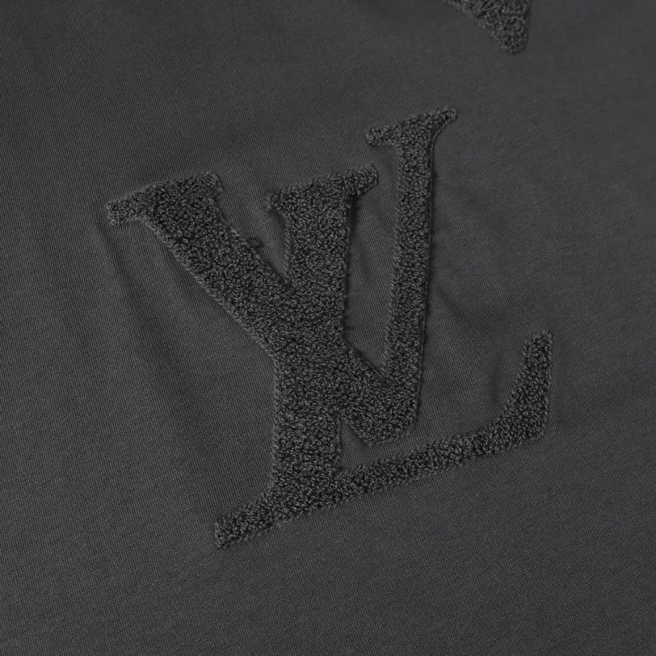 Fashionable 8875 Louis Vuitton Sweater – SLV080