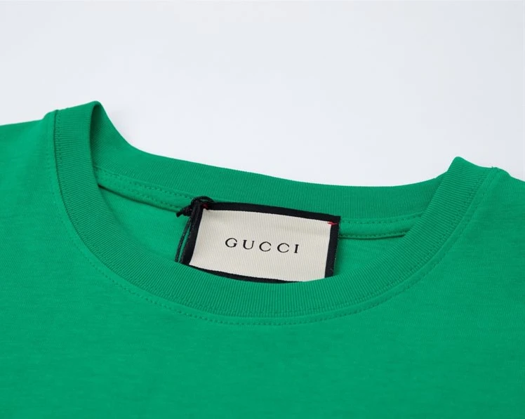 GUCCI INTERLOCKING G STAR PRINT COTTON T-SHIRT – GCS154 AllSeason 4282