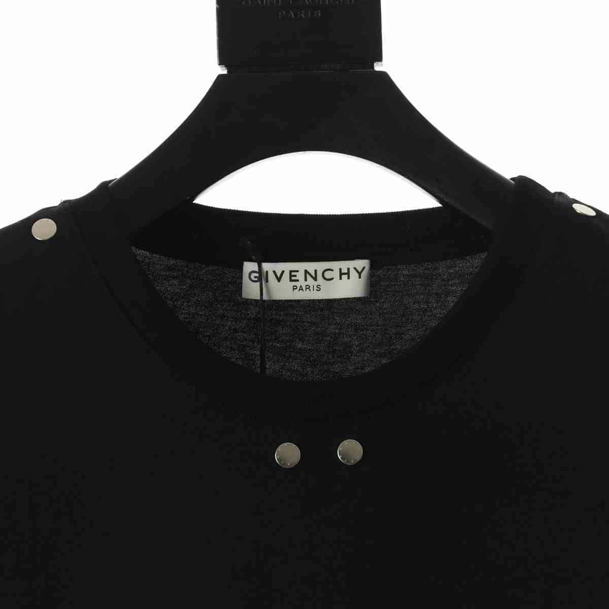 Givenchy T-Shirt With Metallic Details – GVS06 DailyWear 9375