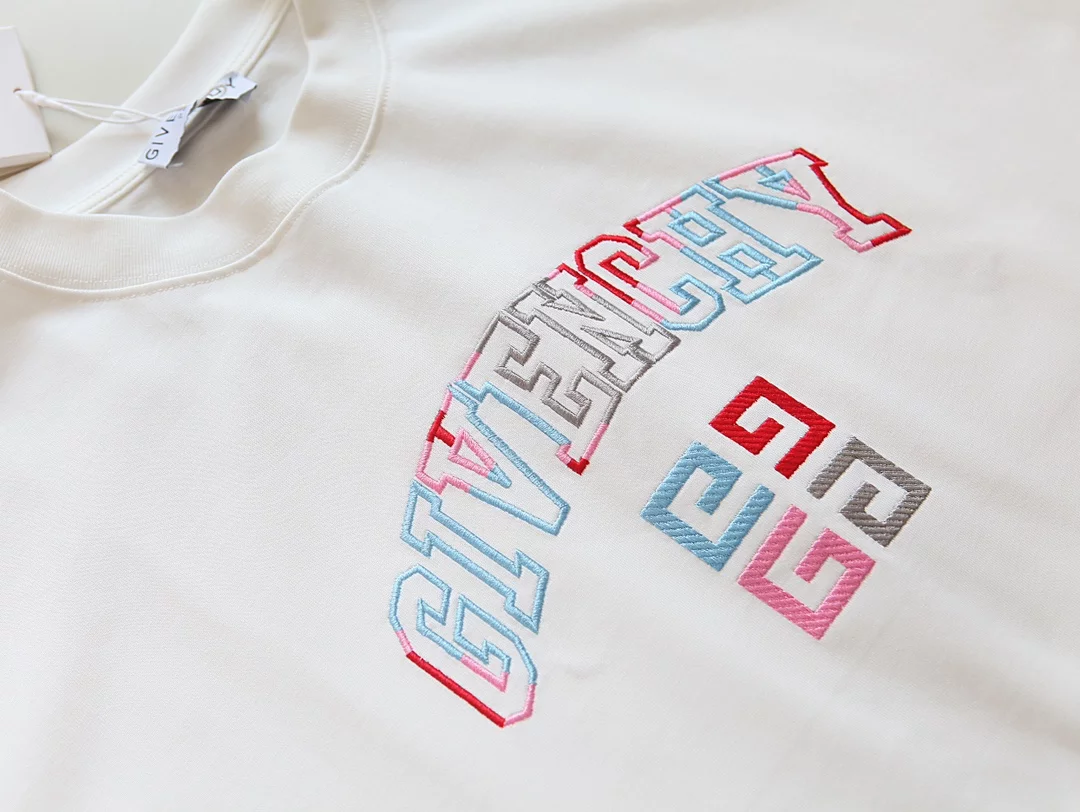 Givenchy T-shirt – GVS75 GoAnywhere 847