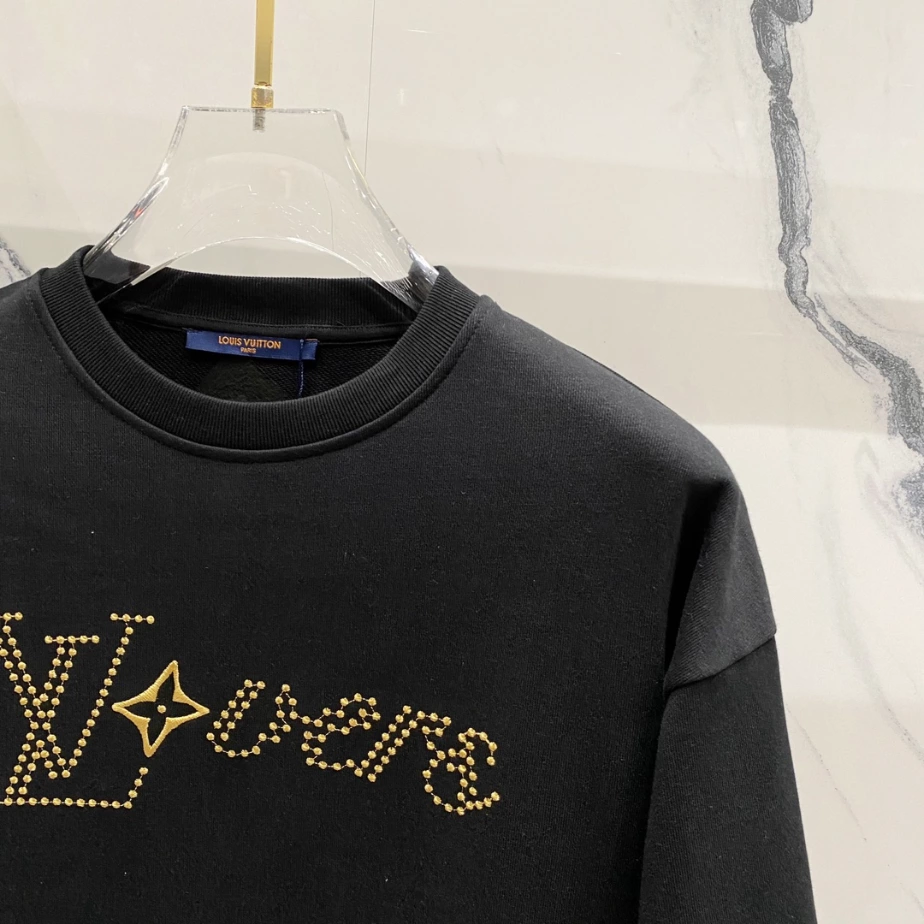 GoodFit 2249 Louis Vuitton Sweatshirts – SLV009