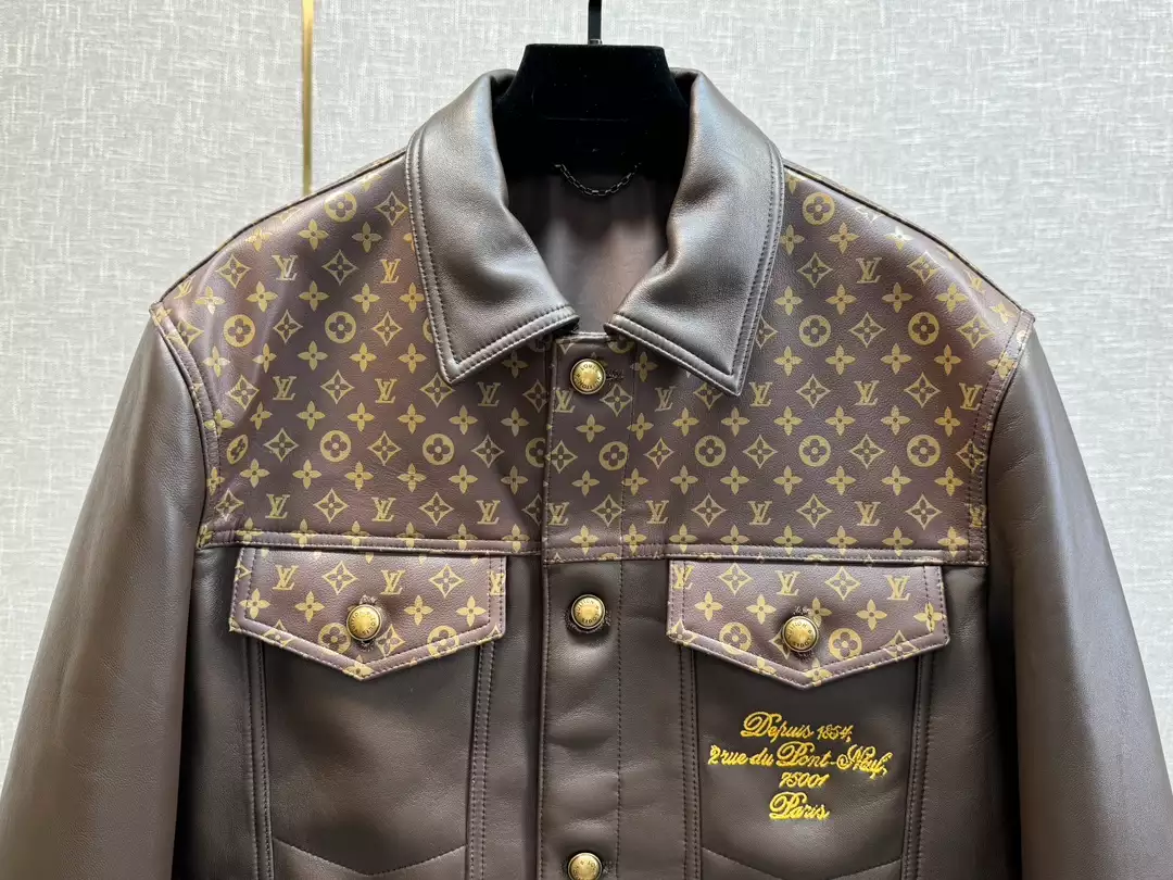HighQuality 1506 Louis Vuitton Jacket – LC022