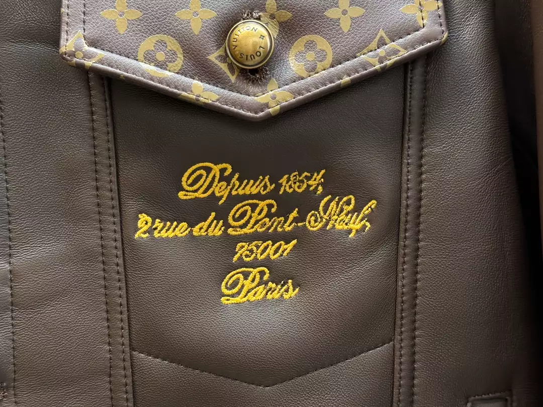HighQuality 1506 Louis Vuitton Jacket – LC022
