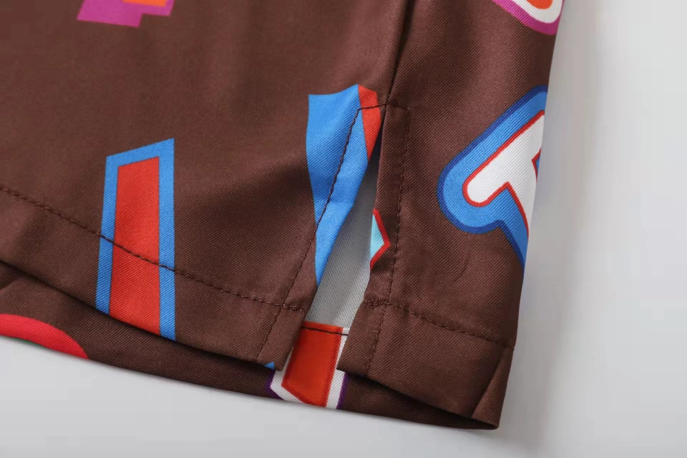 LV Short-Sleeved Shirt – LVS019 TopPick 1700