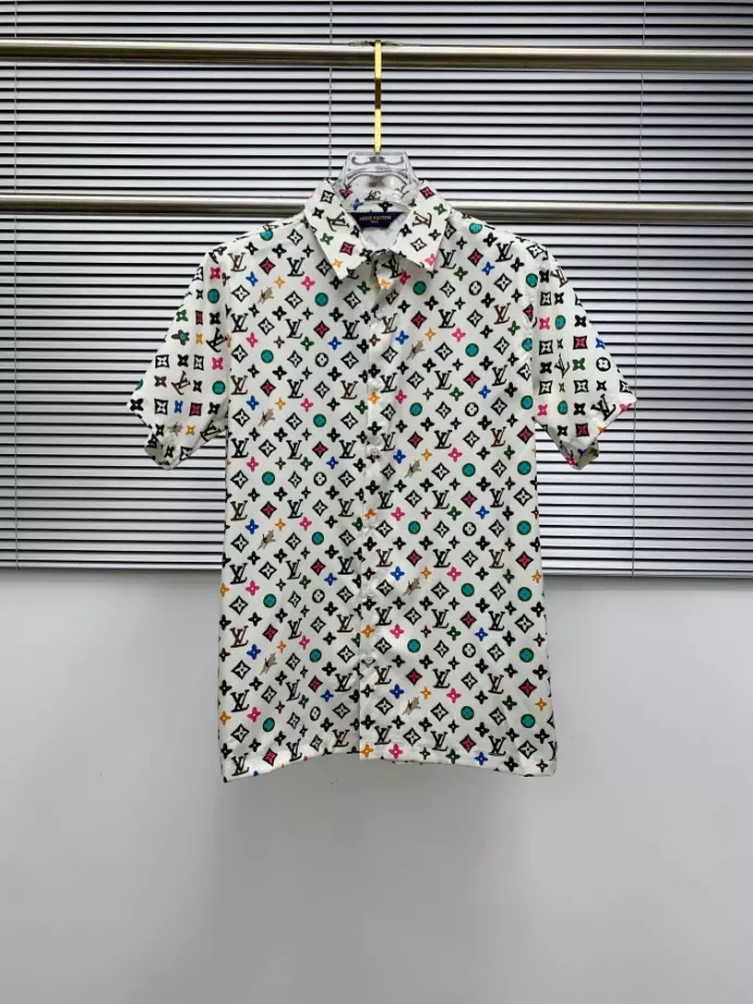 LV Short-Sleeved Shirt – LVS032 GoodFit 5522