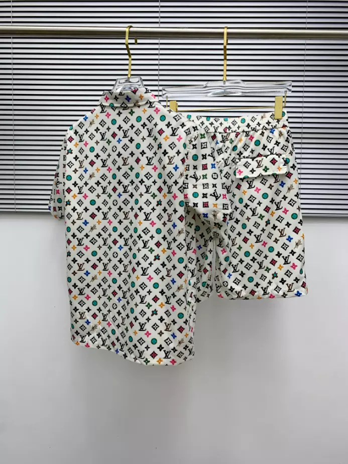 LV Short-Sleeved Shirt – LVS032 GoodFit 5522