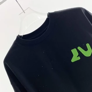 Louis Vuitton 2022 Hand-Embroidered Logo – LSVT59 DailyWear 4409
