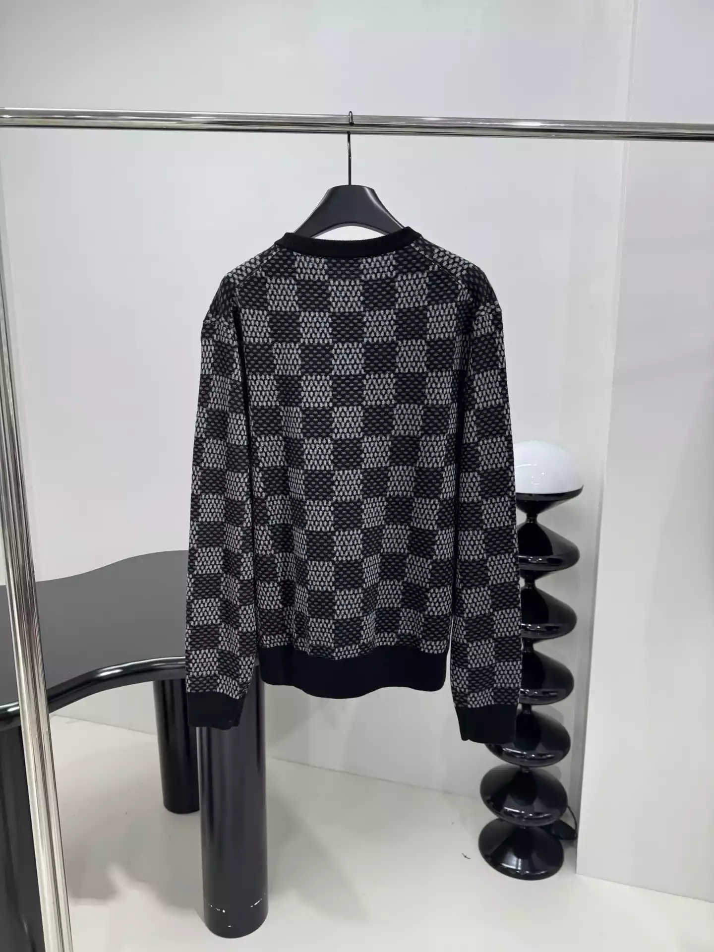 Louis Vuitton Damier Wool Crewneck – SLV058 Comfortable 1638