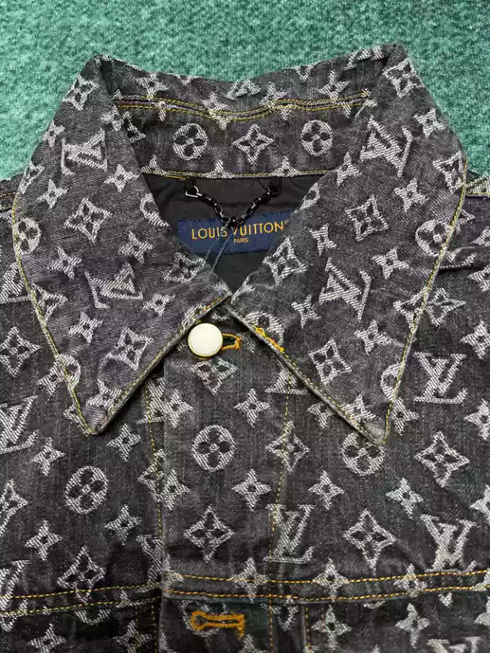 Louis Vuitton Denim Jacket – LC031 SmartChoice 4948