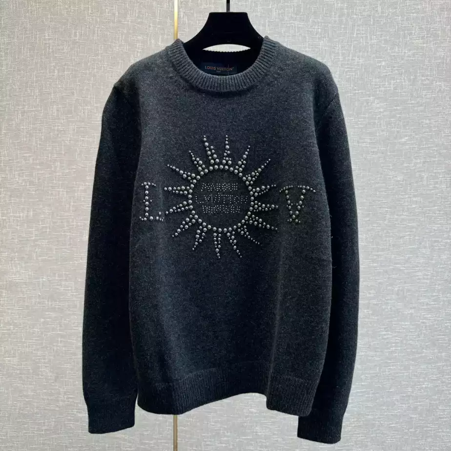 Louis Vuitton Embellished Long-Sleeved Merino Wool Crewneck – SLV031 TopPick 5235