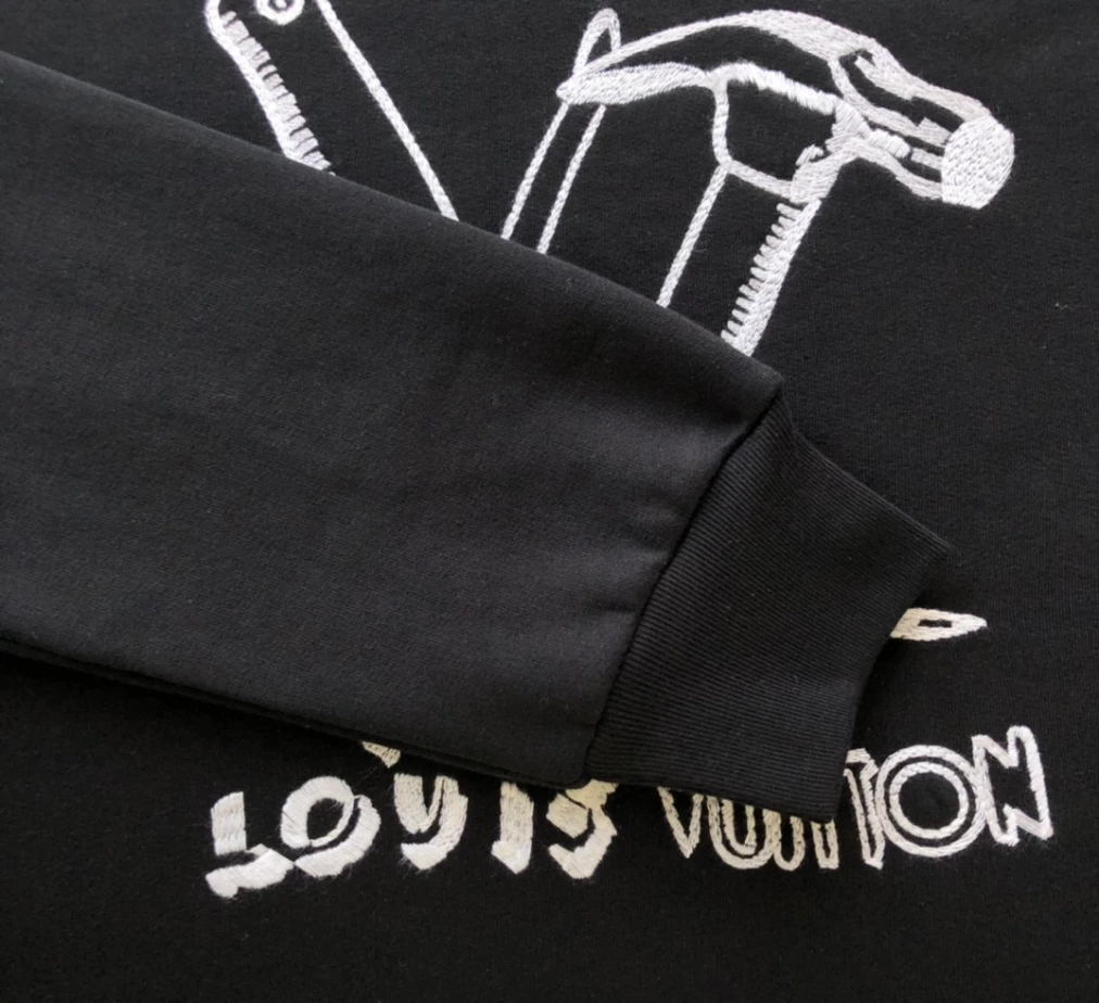 Louis Vuitton Embroidered Sweatshirt  – SLV043 NewStyle 2389