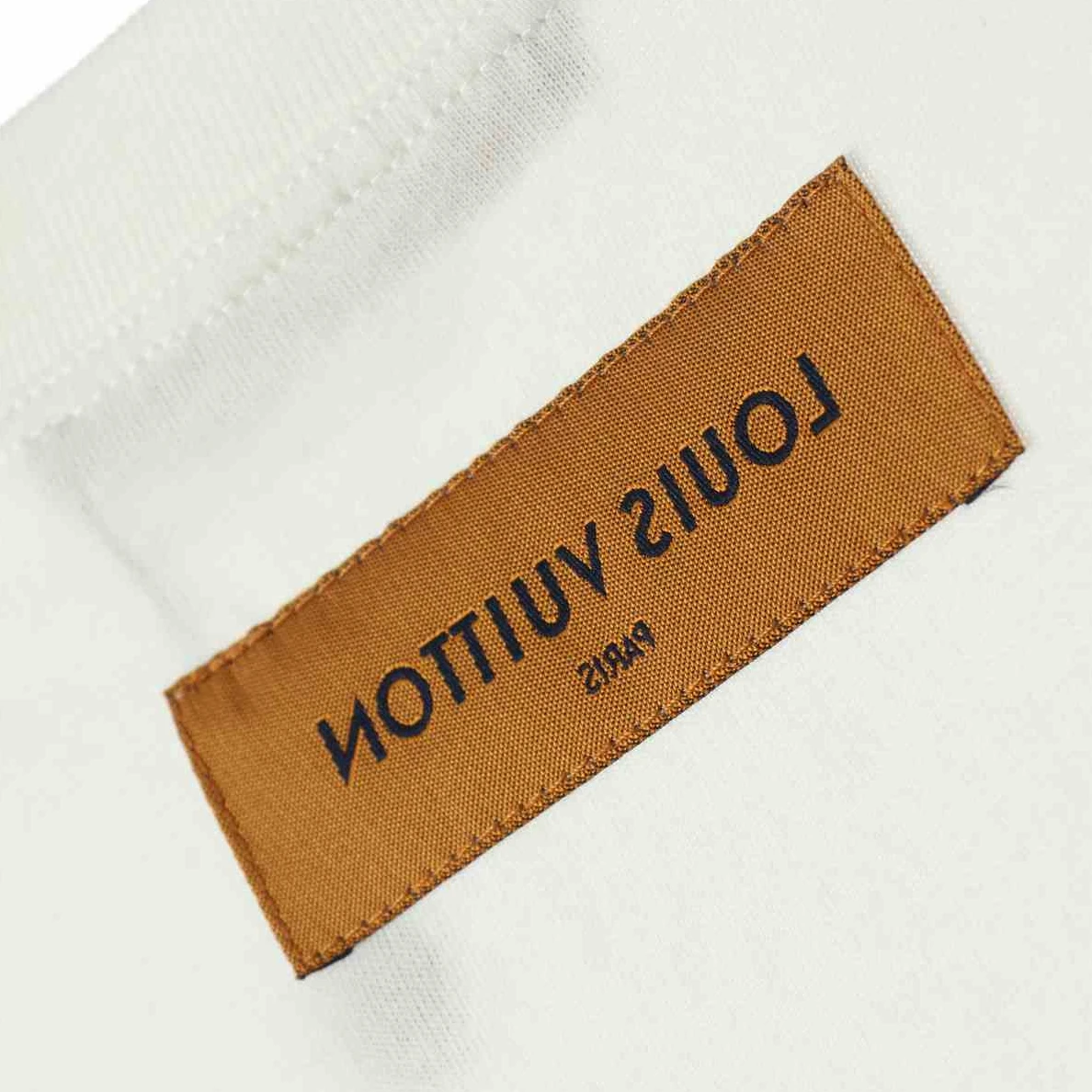 Louis Vuitton Floating Lv Printed T-Shirt – LSVT29 GoodFit 2739