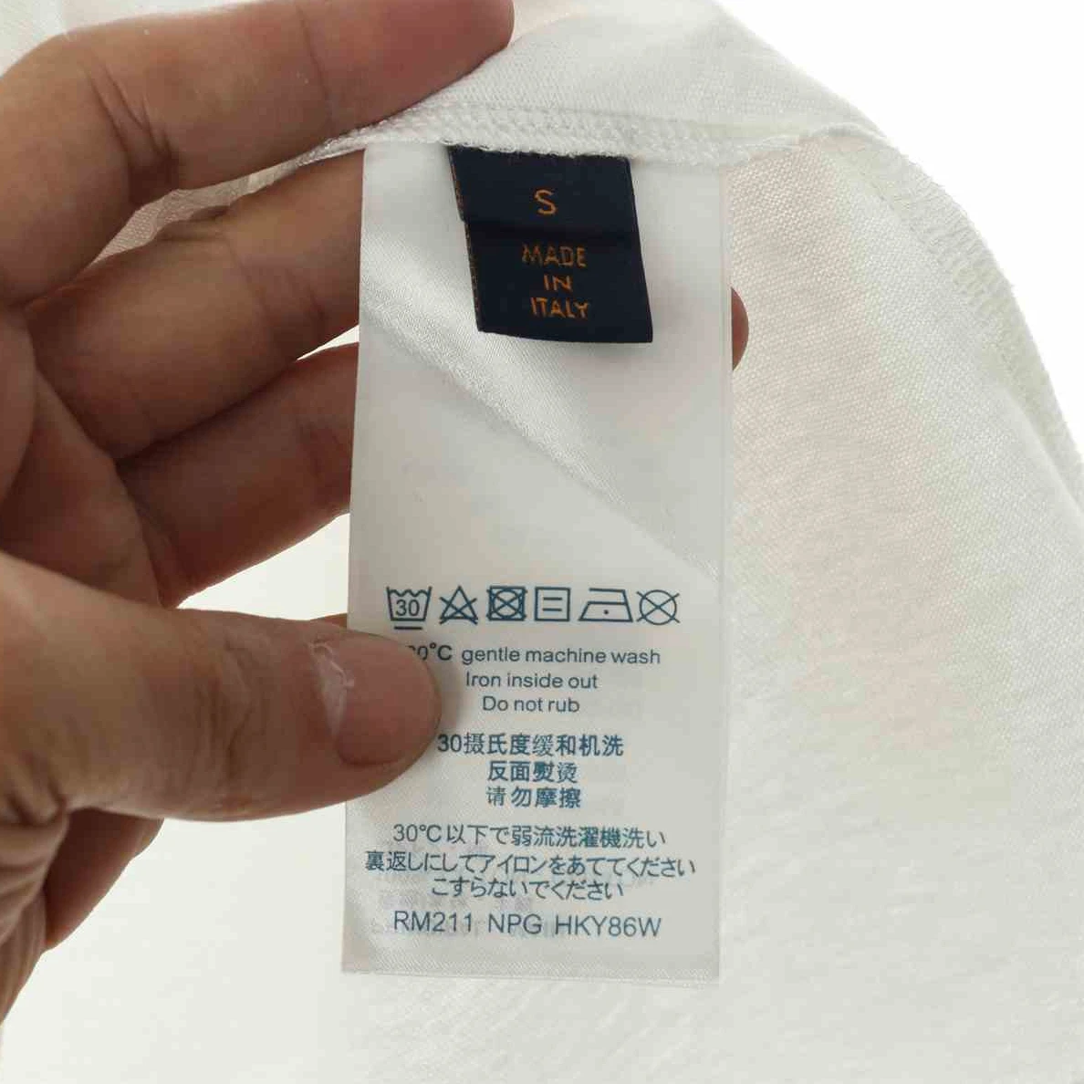 Louis Vuitton Floating Lv Printed T-Shirt – LSVT29 GoodFit 2739