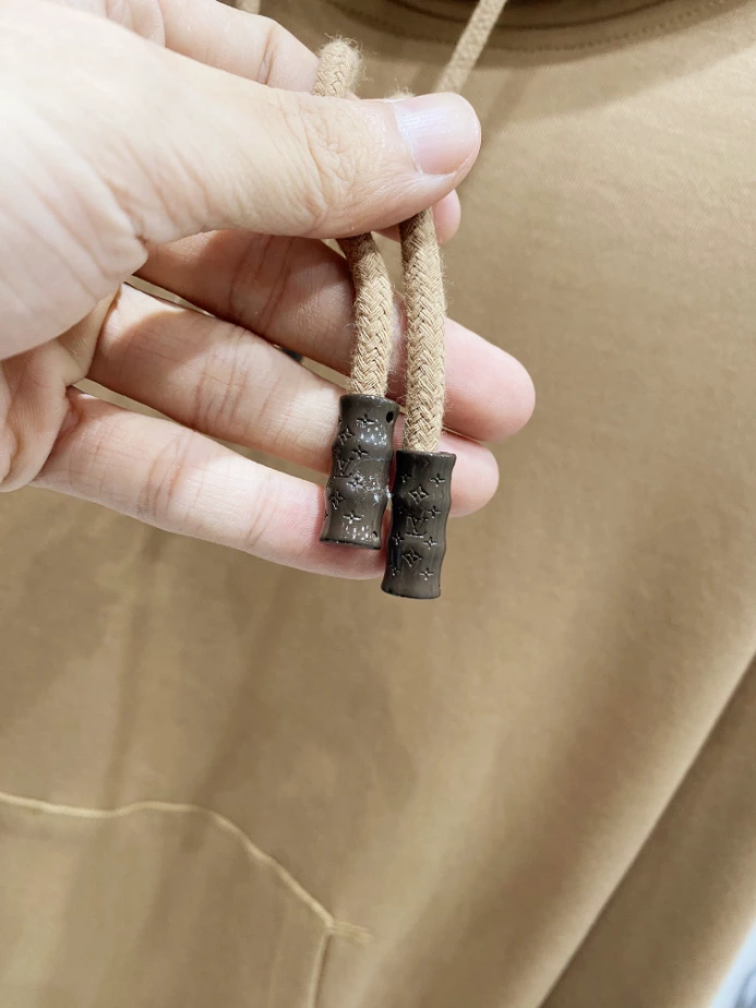 Louis Vuitton Hoodie – SLV016 EasyMatch 6761