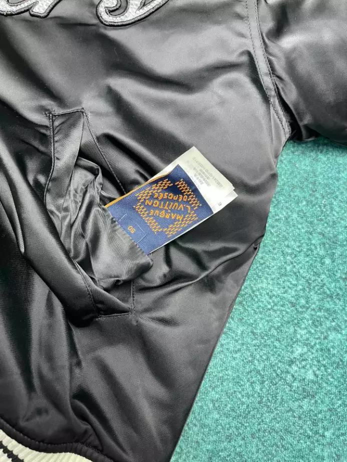 Louis Vuitton Jacket – LC001 DailyWear 8592