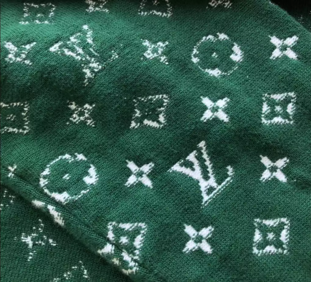 Louis Vuitton Monogram Gradient Cotton Hoodie – SLV037 UrbanStyle 1052
