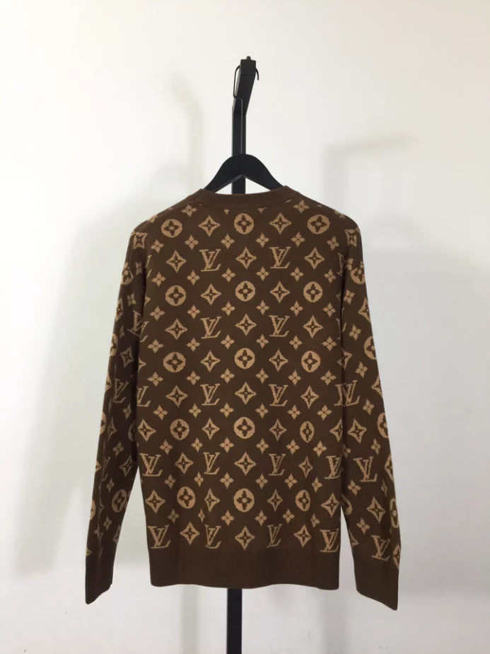Louis Vuitton Sweater – SLV062 EasyMatch 5106