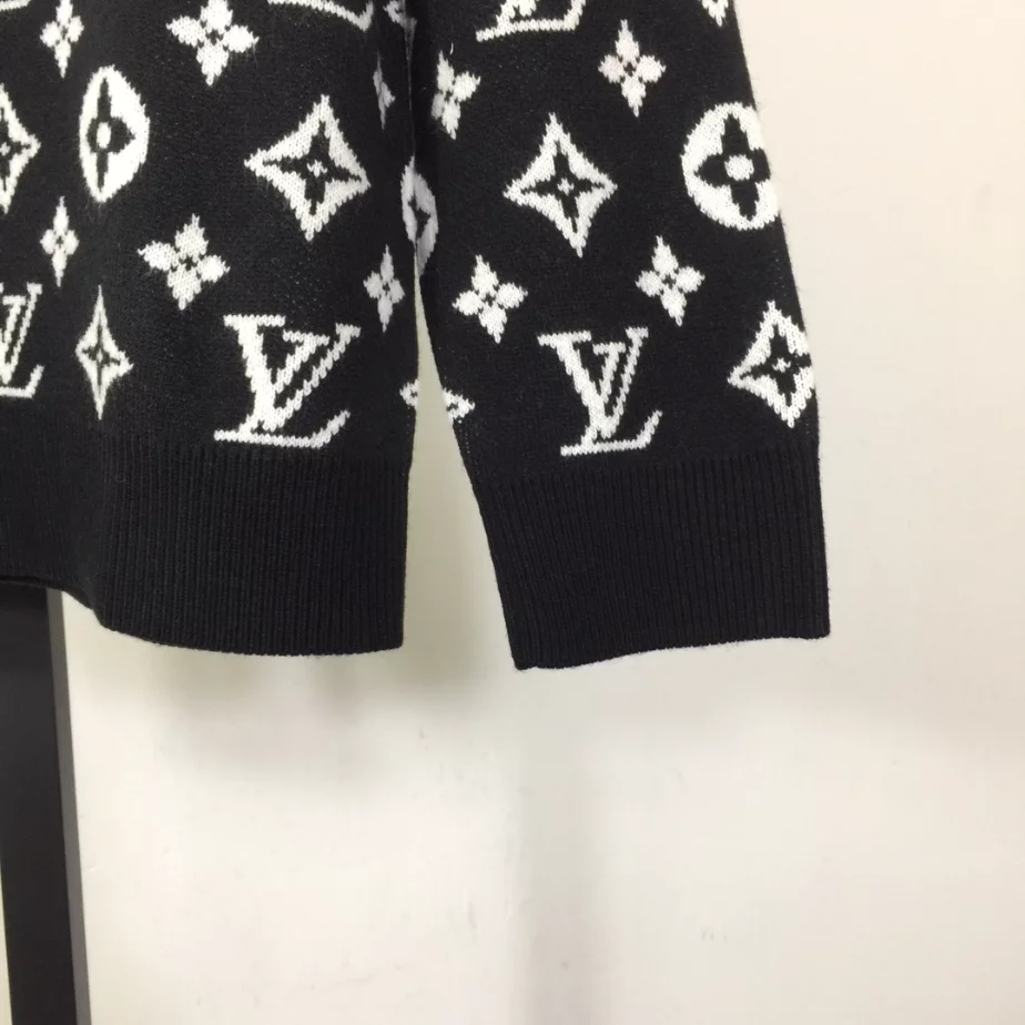 Louis Vuitton Sweater – SLV066 BestValue 9403