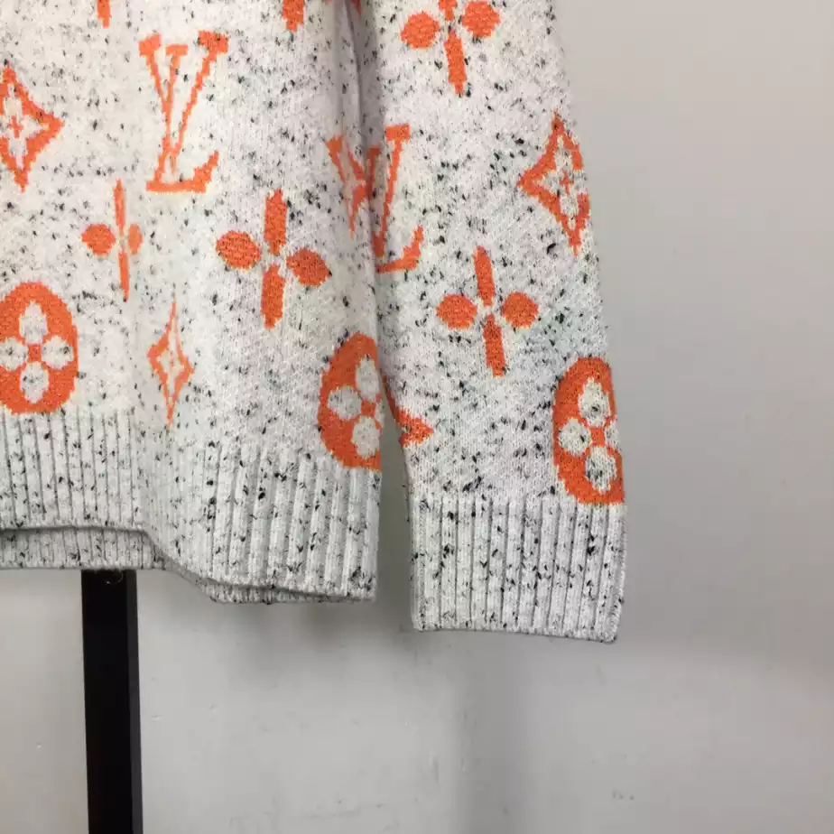 Louis Vuitton Sweater – SLV067 HighQuality 6372