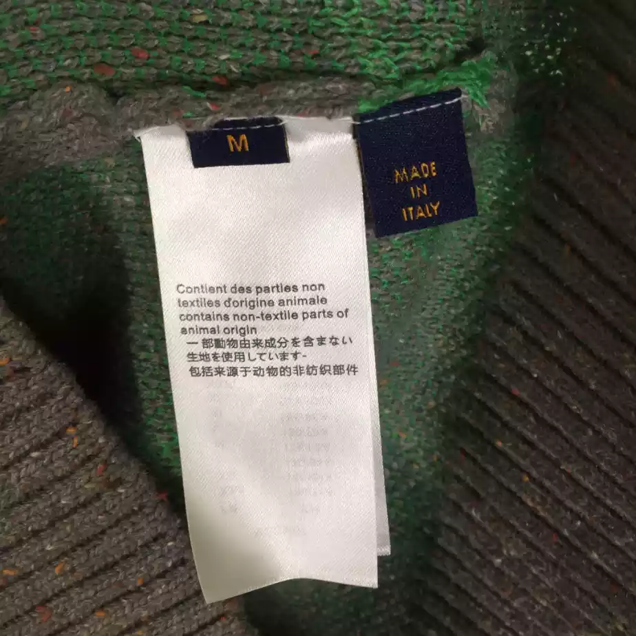 Louis Vuitton Sweater – SLV070 EasyMatch 1691