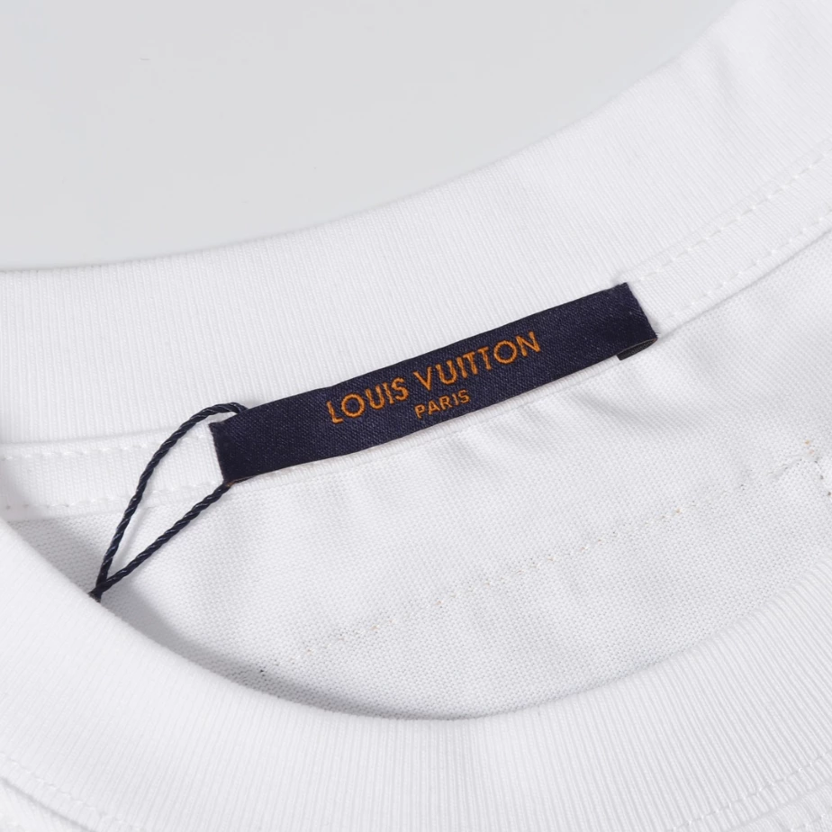 Louis Vuitton Sweater – SLV079 WellDesigned 2104