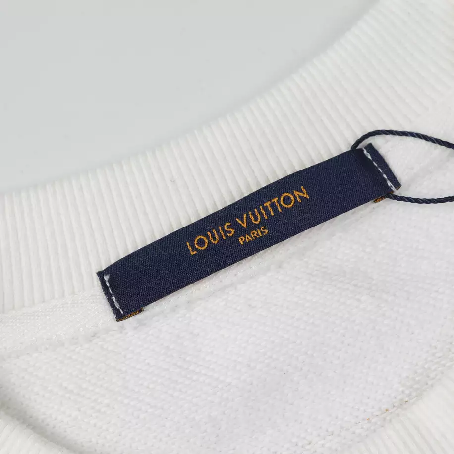 Louis Vuitton Sweatshirts – SLV003 ModernLook 7645