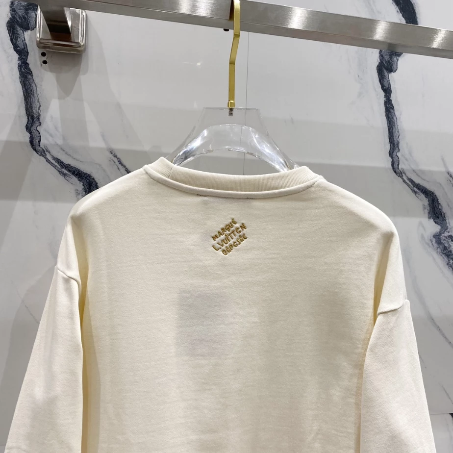 Louis Vuitton Sweatshirts – SLV007 HighQuality 9281