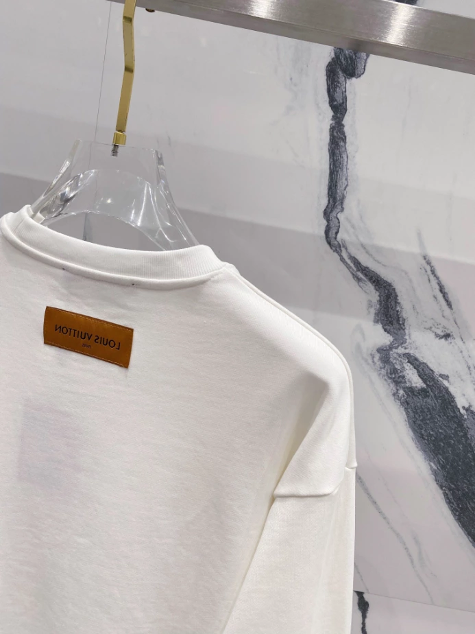 Louis Vuitton Sweatshirts – SLV010 BestValue 287