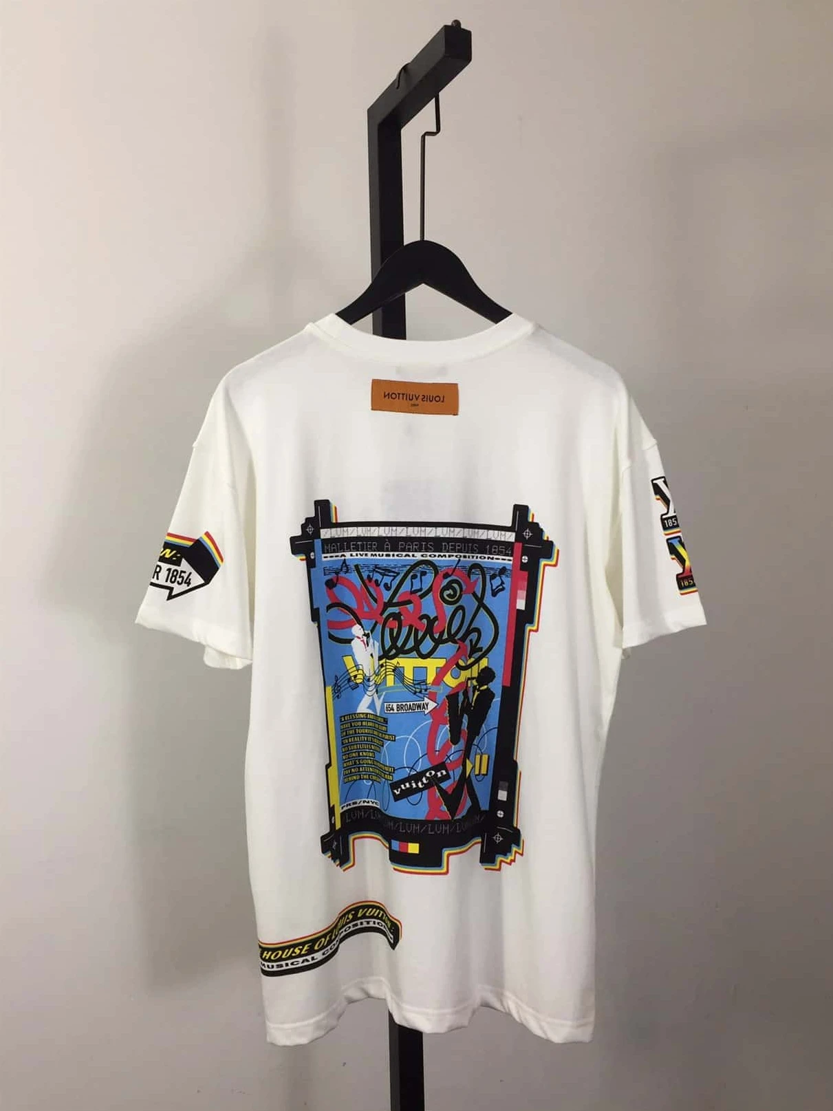 Louis Vuitton T-shirt – LSVT0156 DailyWear 191