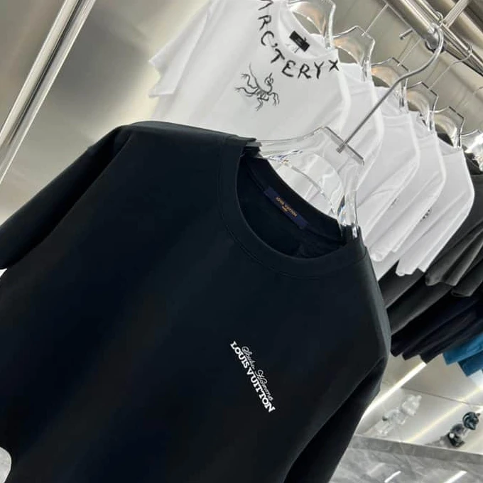 Louis Vuitton T-shirt – LSVT0172 Comfortable 4376