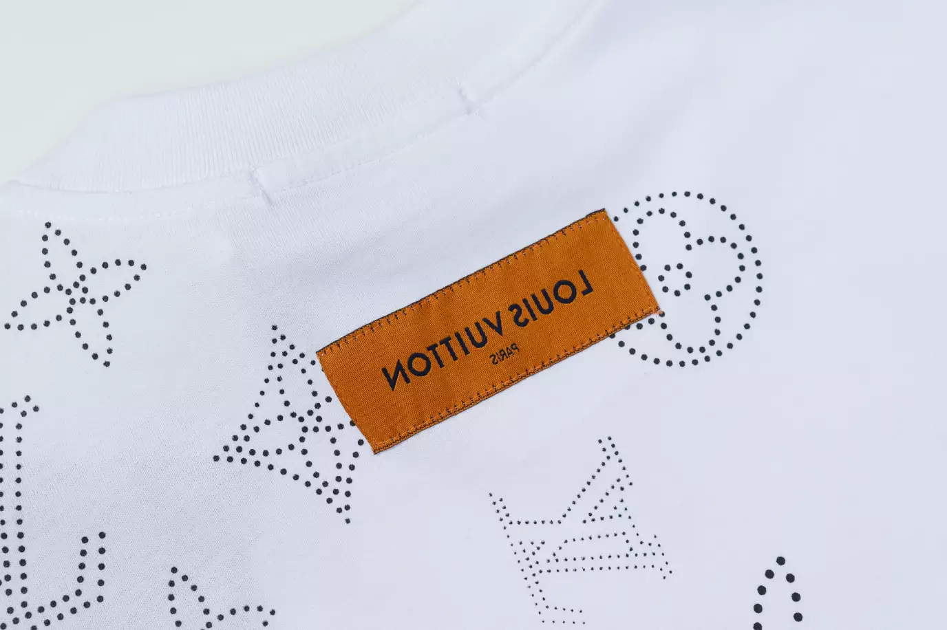Louis Vuitton T-shirt – LSVT0212 DailyWear 2513