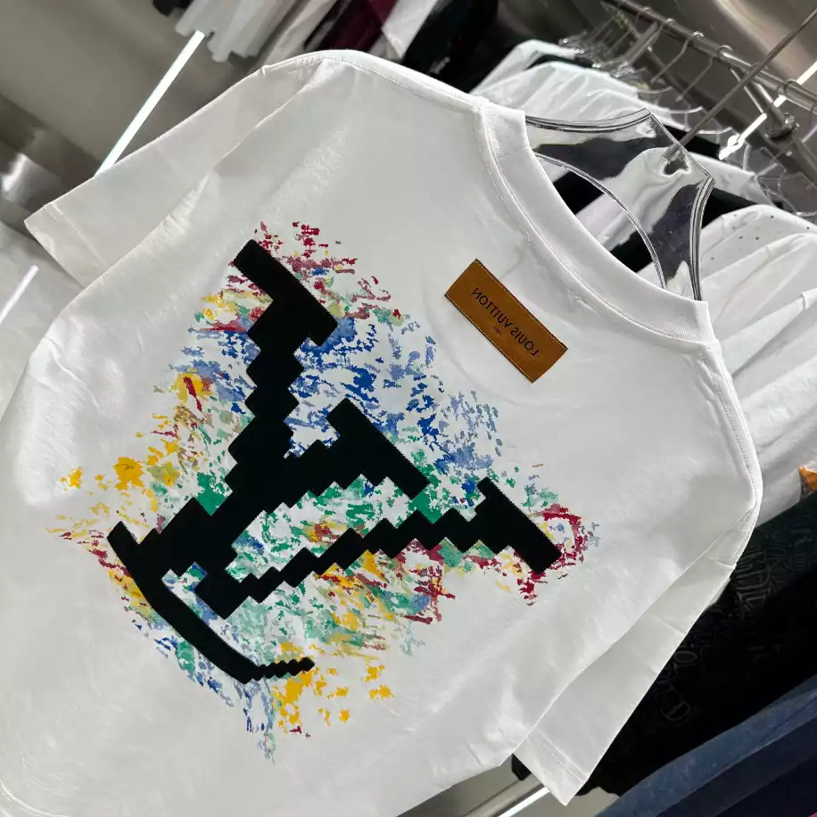 Louis Vuitton T-shirt – LSVT0230 DailyWear 1348