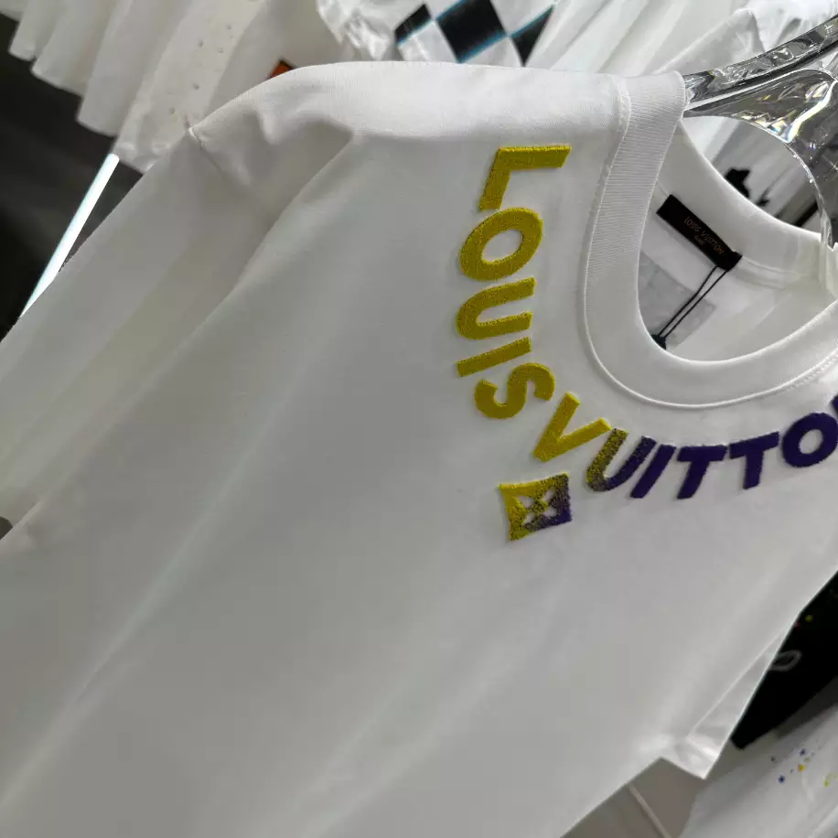 Louis Vuitton T-shirt – LSVT0235 Affordable 9312