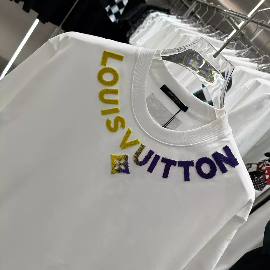 Louis Vuitton T-shirt – LSVT0235 Affordable 9312