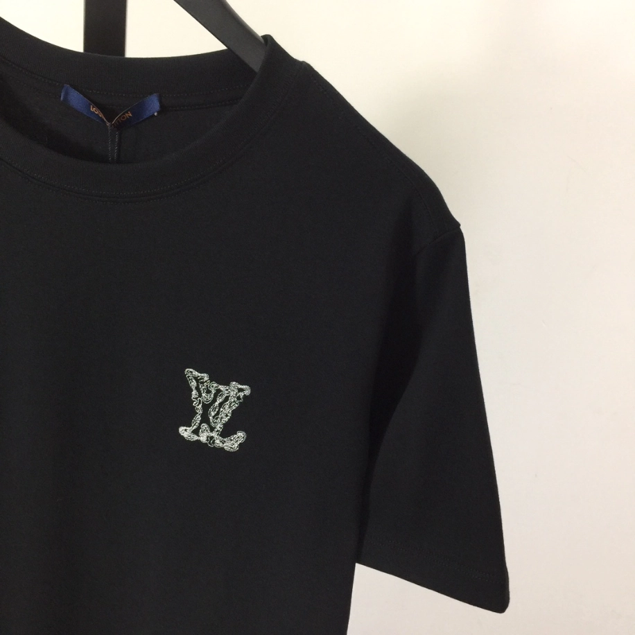 Louis Vuitton T-shirt – LSVT0247 Trendy 6503