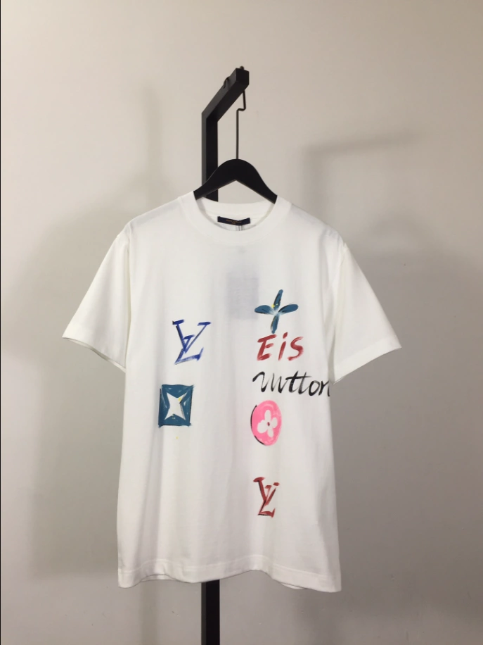 ModernLook 1612 Louis Vuitton T-shirt – LSVT0224