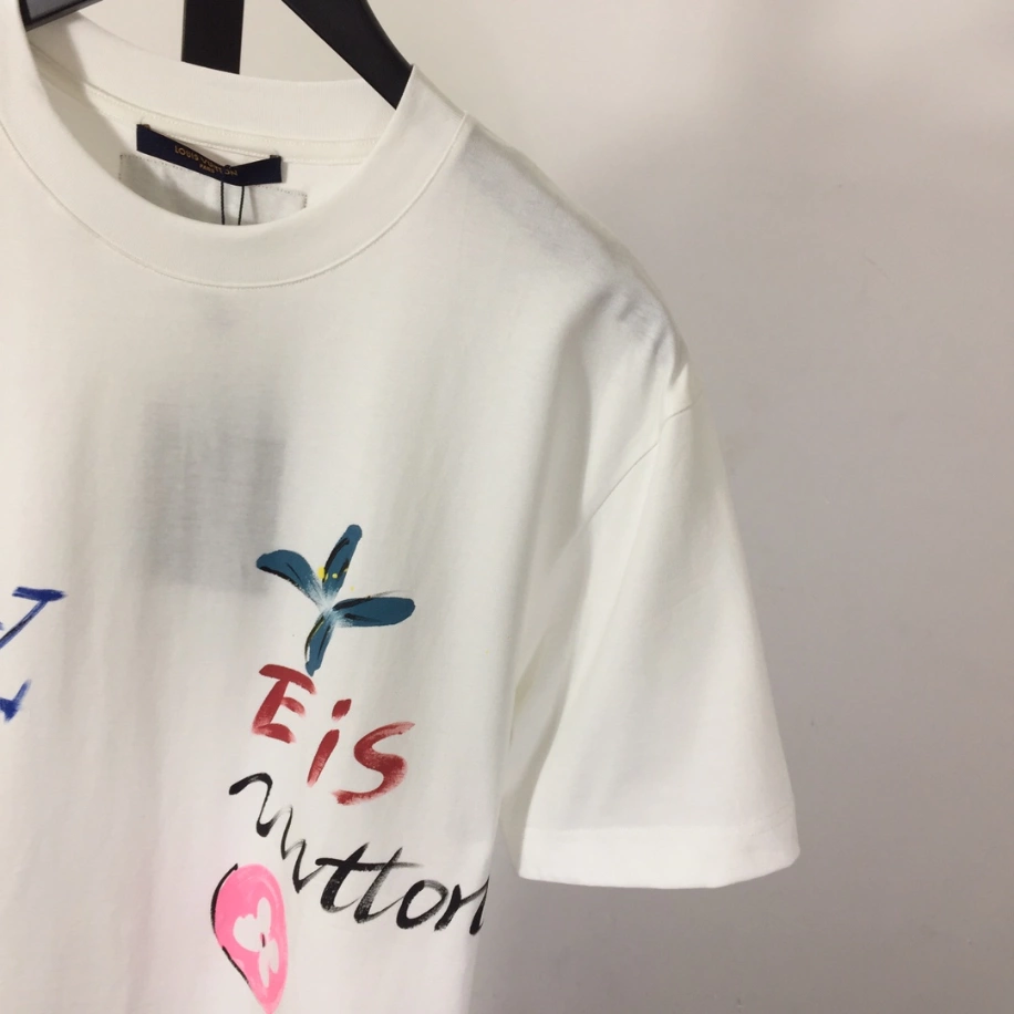 ModernLook 1612 Louis Vuitton T-shirt – LSVT0224