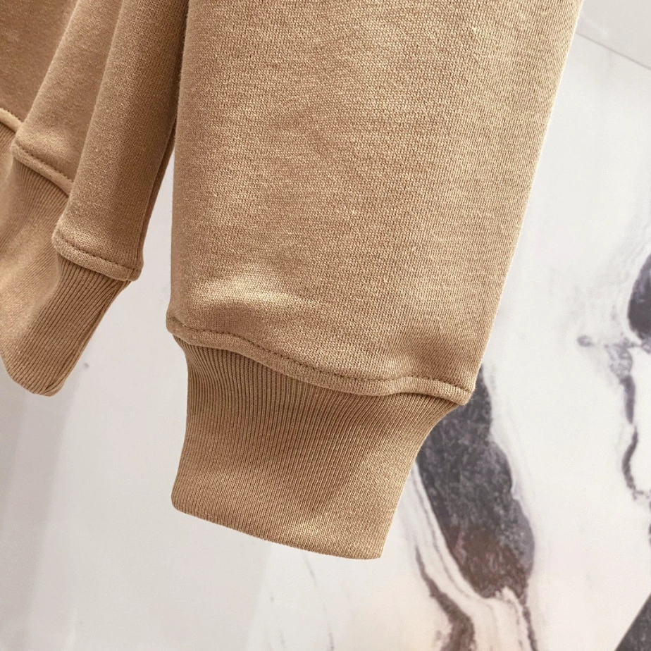 ModernLook 6778 Louis Vuitton Sweatshirts – SLV008