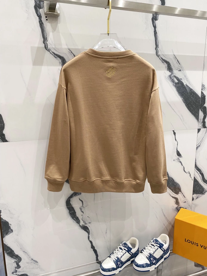 ModernLook 6778 Louis Vuitton Sweatshirts – SLV008