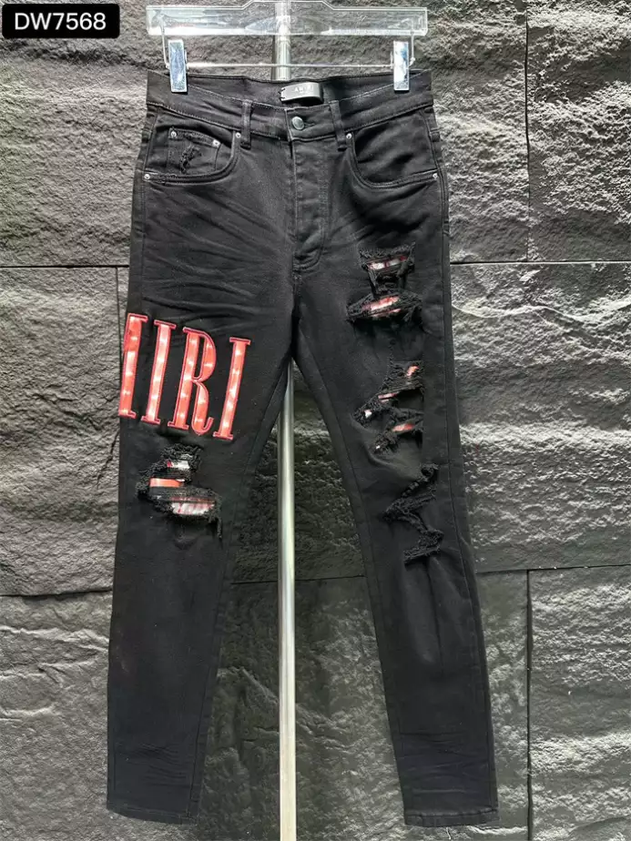 ModernLook 7606 AMIRI JEANS – AJ106