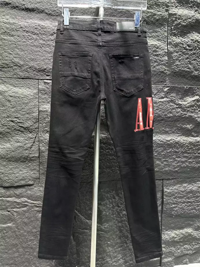 ModernLook 7606 AMIRI JEANS – AJ106