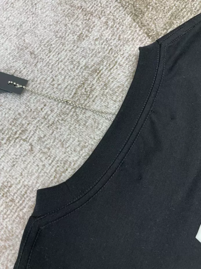 ModernLook 9605 Amiri Cotton T-Shirt – AMS068