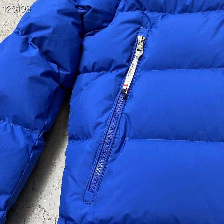 Moncler Coat – MC009 ModernLook 8100