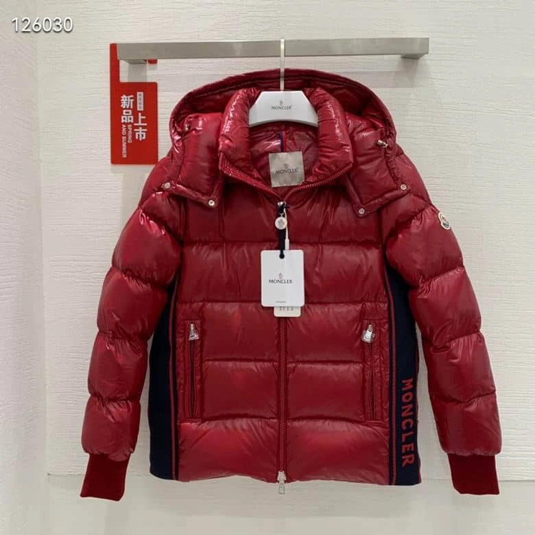 Moncler Coat – MC015 GoAnywhere 9358