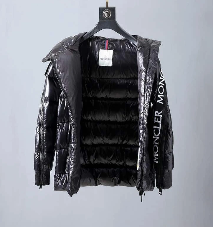 Moncler Coat – MC045 GoAnywhere 4329