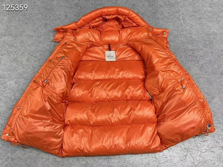 Moncler Coat – MC061 WellDesigned 701