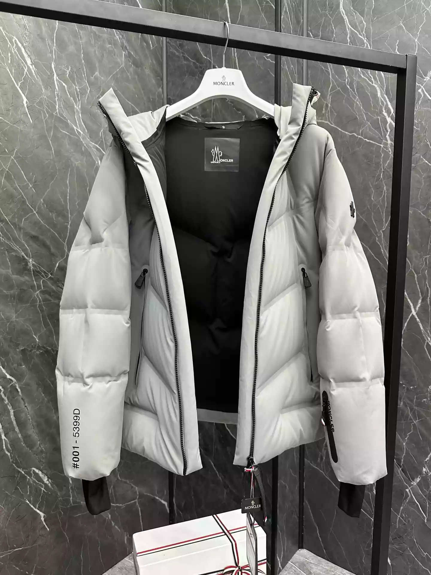Moncler Grenoble Arcesaz Jacket – MC106 GoodFit 2560